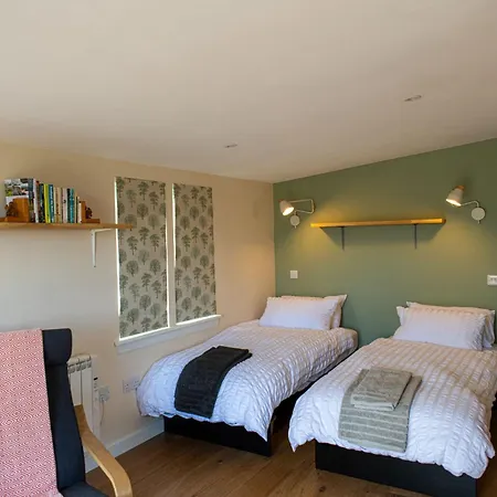 The Drey Inchberry Apartament Lentran (Highland)